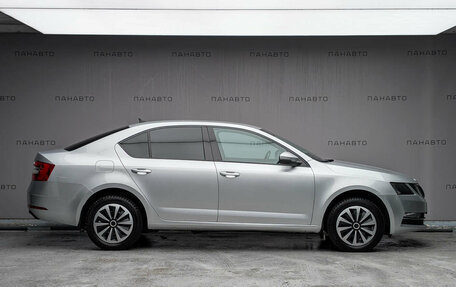 Skoda Octavia, 2018 год, 1 857 000 рублей, 5 фотография