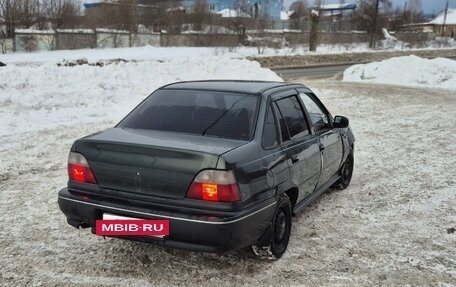 Daewoo Nexia I рестайлинг, 2002 год, 65 000 рублей, 8 фотография
