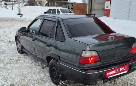 Daewoo Nexia I рестайлинг, 2002 год, 65 000 рублей, 9 фотография