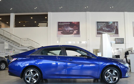 Hyundai Elantra, 2020 год, 2 390 000 рублей, 2 фотография