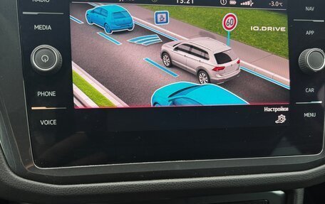 Volkswagen Tiguan II, 2021 год, 2 500 000 рублей, 30 фотография