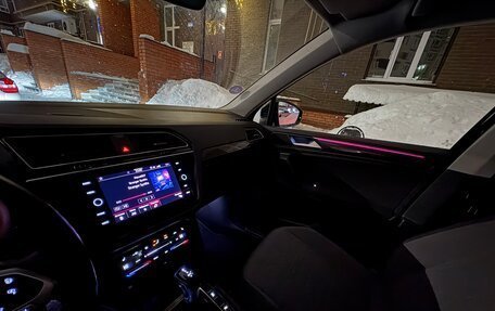 Volkswagen Tiguan II, 2021 год, 2 500 000 рублей, 33 фотография