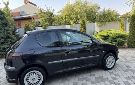 Peugeot 206, 2003 год, 500 000 рублей, 4 фотография