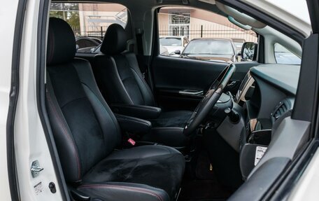 Toyota Vellfire I, 2013 год, 2 399 000 рублей, 15 фотография