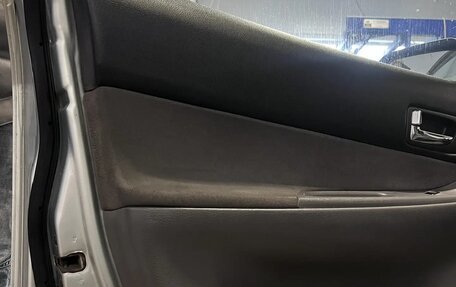 Mazda Atenza II, 2002 год, 350 000 рублей, 9 фотография