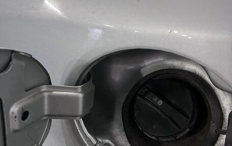 Mazda Atenza II, 2002 год, 350 000 рублей, 4 фотография