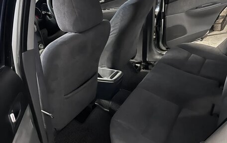 Mazda Atenza II, 2002 год, 350 000 рублей, 25 фотография