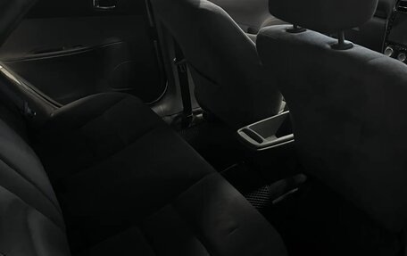 Mazda Atenza II, 2002 год, 350 000 рублей, 20 фотография