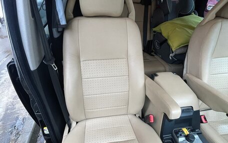 Land Rover Discovery III, 2008 год, 2 100 000 рублей, 12 фотография