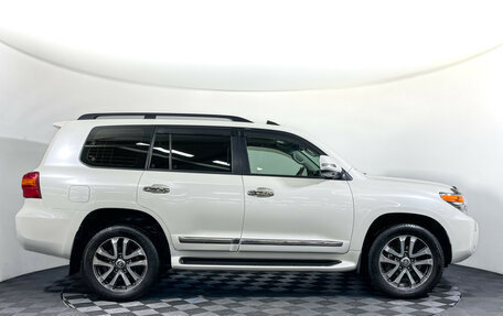 Toyota Land Cruiser 200, 2013 год, 4 297 000 рублей, 4 фотография