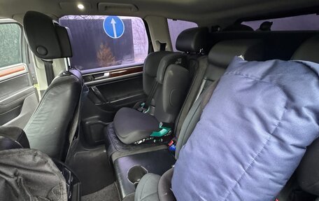 Volkswagen Touareg III, 2011 год, 2 600 000 рублей, 16 фотография