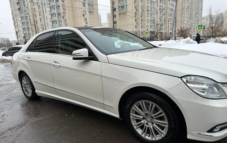 Mercedes-Benz E-Класс, 2009 год, 1 380 000 рублей, 3 фотография