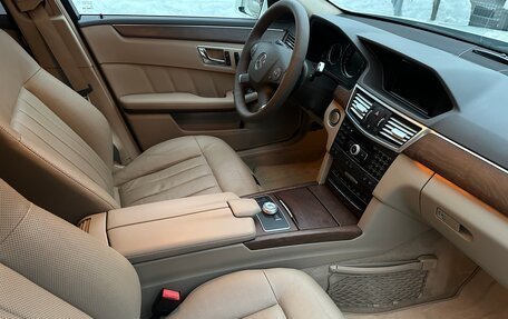 Mercedes-Benz E-Класс, 2009 год, 1 380 000 рублей, 9 фотография