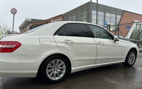 Mercedes-Benz E-Класс, 2009 год, 1 380 000 рублей, 4 фотография