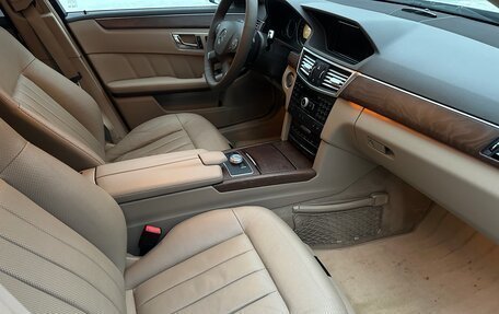 Mercedes-Benz E-Класс, 2009 год, 1 380 000 рублей, 13 фотография