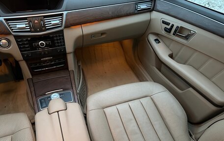 Mercedes-Benz E-Класс, 2009 год, 1 380 000 рублей, 25 фотография