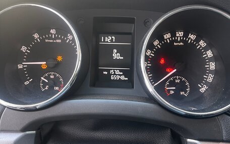 Skoda Yeti I рестайлинг, 2017 год, 1 350 000 рублей, 8 фотография