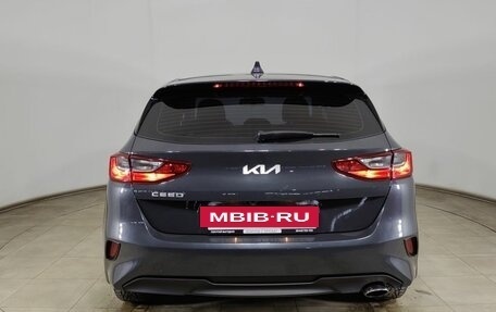 KIA cee'd III, 2022 год, 1 890 000 рублей, 6 фотография