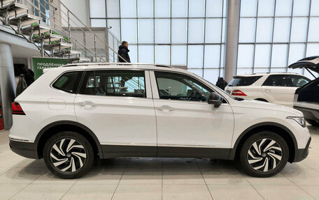 Volkswagen Tiguan II, 2025 год, 3 885 000 рублей, 8 фотография