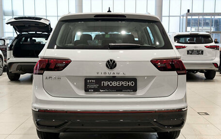 Volkswagen Tiguan II, 2025 год, 3 885 000 рублей, 10 фотография