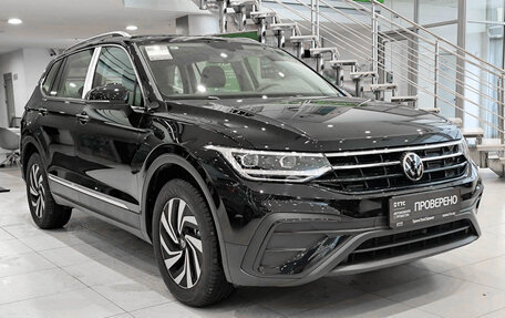 Volkswagen Tiguan II, 2025 год, 3 885 000 рублей, 3 фотография