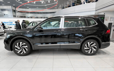 Volkswagen Tiguan II, 2025 год, 3 885 000 рублей, 10 фотография