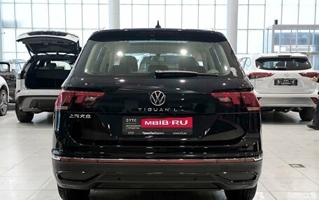 Volkswagen Tiguan II, 2025 год, 3 885 000 рублей, 7 фотография