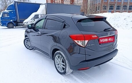 Honda Vezel, 2019 год, 2 100 000 рублей, 3 фотография