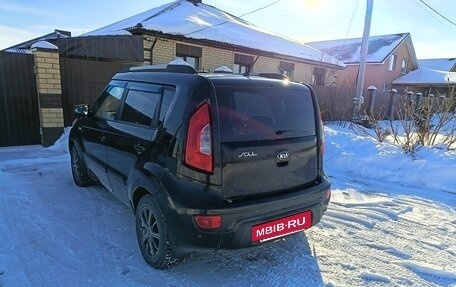 KIA Soul I рестайлинг, 2013 год, 950 000 рублей, 3 фотография