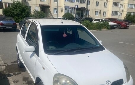 Toyota Vitz, 2001 год, 350 000 рублей, 2 фотография