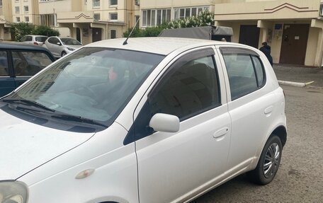 Toyota Vitz, 2001 год, 350 000 рублей, 3 фотография