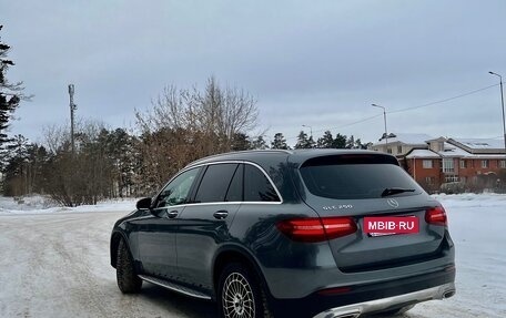Mercedes-Benz GLC, 2016 год, 3 200 000 рублей, 5 фотография