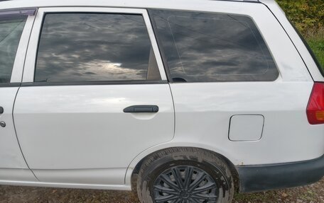 Nissan AD II, 2002 год, 325 000 рублей, 3 фотография