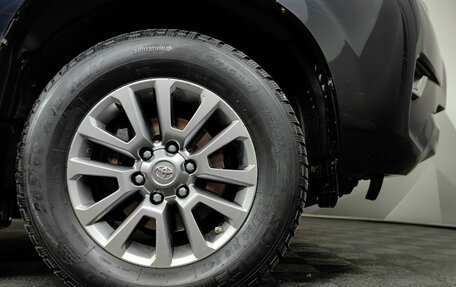 Toyota Land Cruiser Prado 150 рестайлинг 2, 2018 год, 5 450 000 рублей, 9 фотография