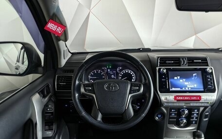 Toyota Land Cruiser Prado 150 рестайлинг 2, 2018 год, 5 450 000 рублей, 20 фотография