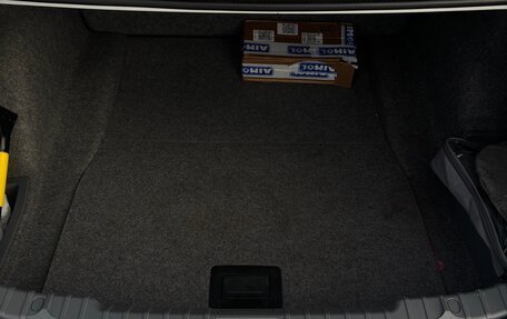 BMW 3 серия, 2010 год, 950 000 рублей, 17 фотография