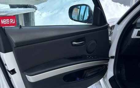 BMW 3 серия, 2010 год, 950 000 рублей, 18 фотография