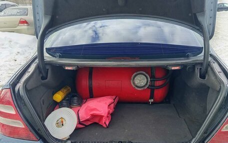 Mercedes-Benz E-Класс, 2003 год, 670 000 рублей, 12 фотография