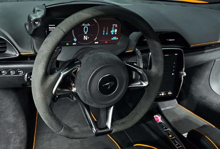 McLaren 675LT, 2023 год, 25 500 000 рублей, 10 фотография