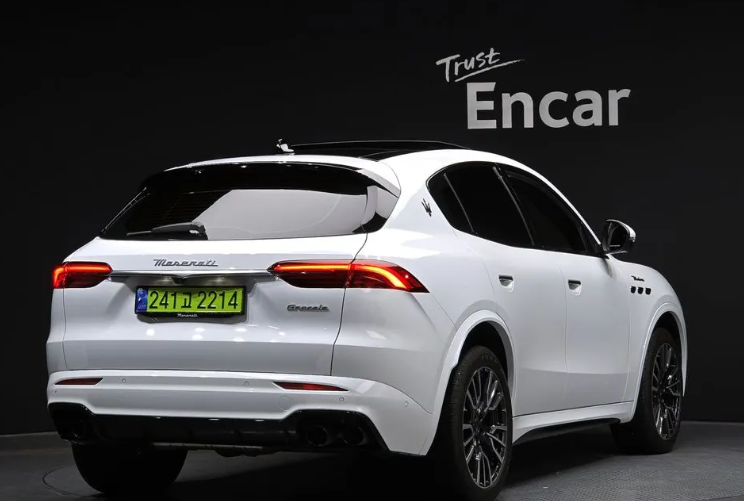 Maserati MC20, 2023 год, 9 500 000 рублей, 2 фотография