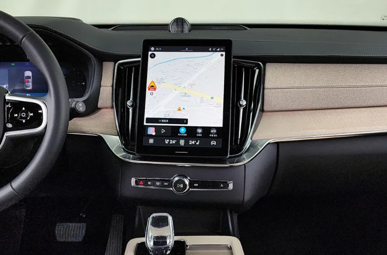 Volvo XC90 II рестайлинг, 2025 год, 13 450 000 рублей, 12 фотография