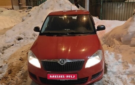 Skoda Fabia II, 2013 год, 800 000 рублей, 1 фотография