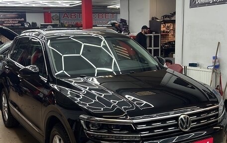 Volkswagen Tiguan II, 2017 год, 2 700 000 рублей, 1 фотография