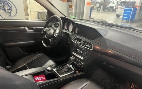 Mercedes-Benz C-Класс, 2012 год, 1 350 000 рублей, 8 фотография