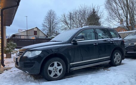 Volkswagen Touareg III, 2008 год, 1 500 000 рублей, 2 фотография