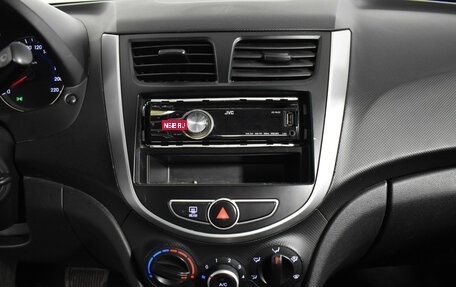 Hyundai Solaris II рестайлинг, 2011 год, 499 000 рублей, 15 фотография