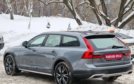 Volvo V90 Cross Country I рестайлинг, 2018 год, 4 500 000 рублей, 7 фотография