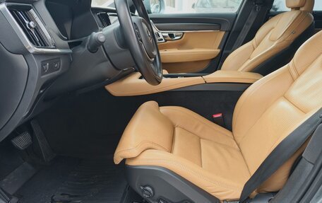 Volvo V90 Cross Country I рестайлинг, 2018 год, 4 500 000 рублей, 19 фотография