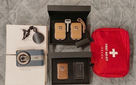 Volvo V90 Cross Country I рестайлинг, 2018 год, 4 500 000 рублей, 39 фотография