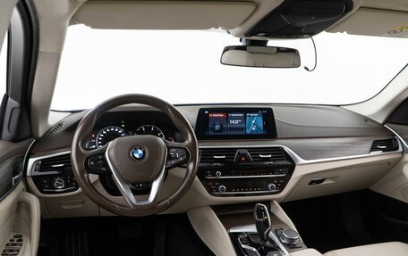 BMW 5 серия, 2017 год, 3 651 444 рублей, 6 фотография